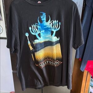 Black Graphic Tee - Short Sleeve